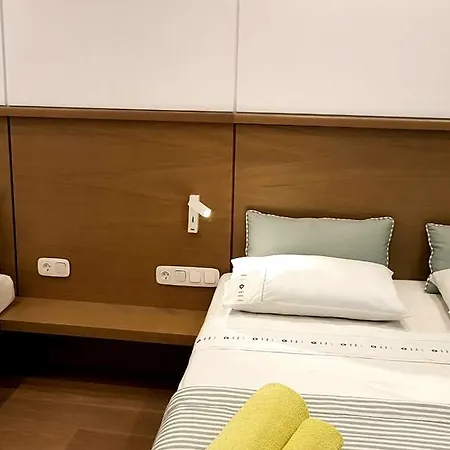 Apartment Thesstudio 10 *